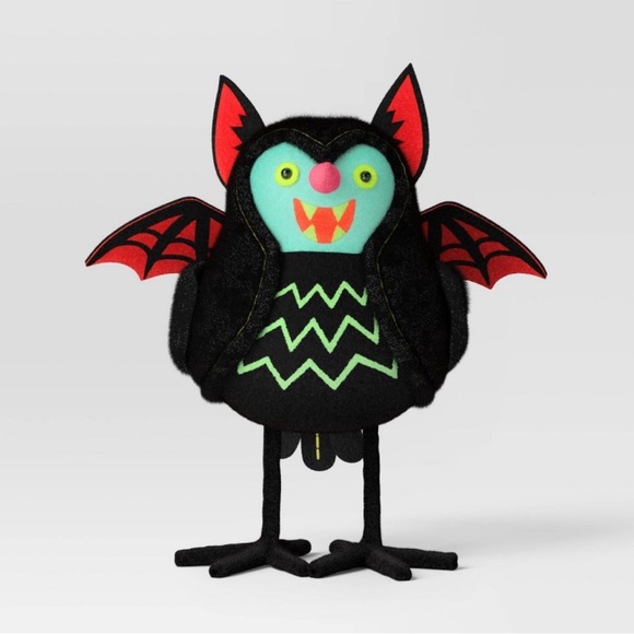 New 2024 Featherly ‘Batrick’ Felt Bird Halloween fegurine - Picture 4 of 4